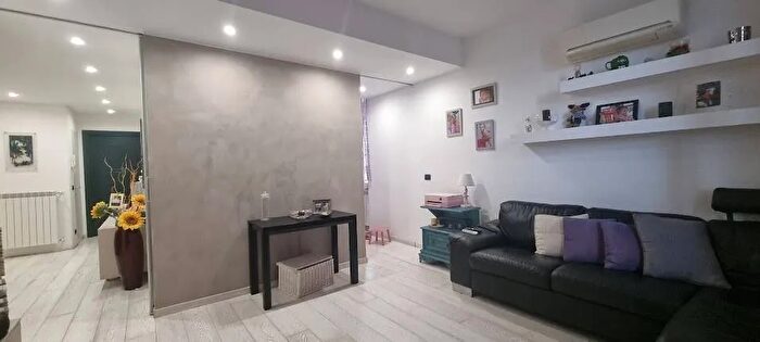 Appartamento quadrilocale in vendita in Via Bruno Lichene, Savona