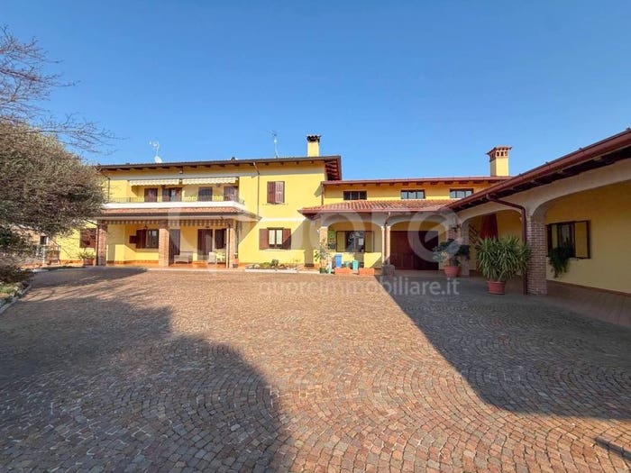 Casa con 6 locali in vendita in Via Principale, Chiasottis, Pavia di Udine