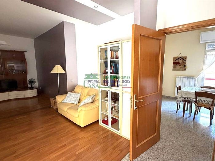 Appartamento quadrilocale in vendita in VIA CIANO, Centro, Chiaramonte Gulfi