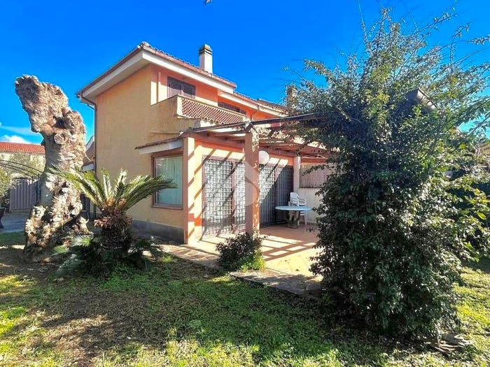Casa con 5 locali in vendita in Via del Gambero, Marina di San Nicola, Ladispoli