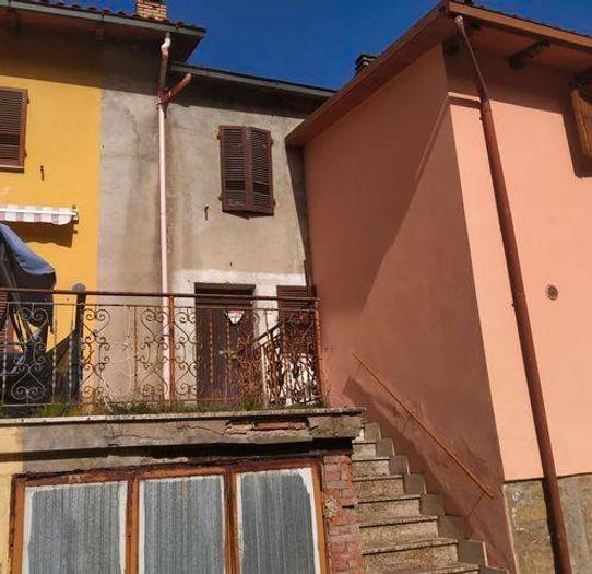 Appartamento quadrilocale in vendita in Via Del Bosco, Lisciano Niccone