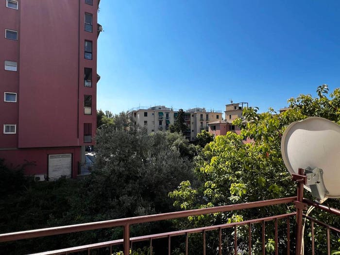 Appartamento quadrilocale in vendita in Viale Pio VII, Quarto, Genova