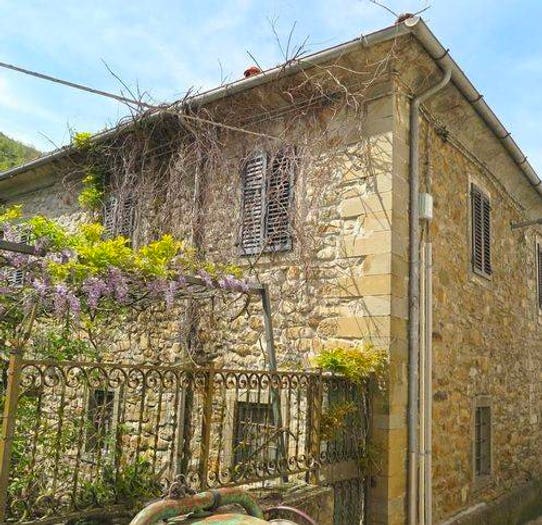 Casa con 6 locali in vendita in Via Imocomano, Centro, Comano