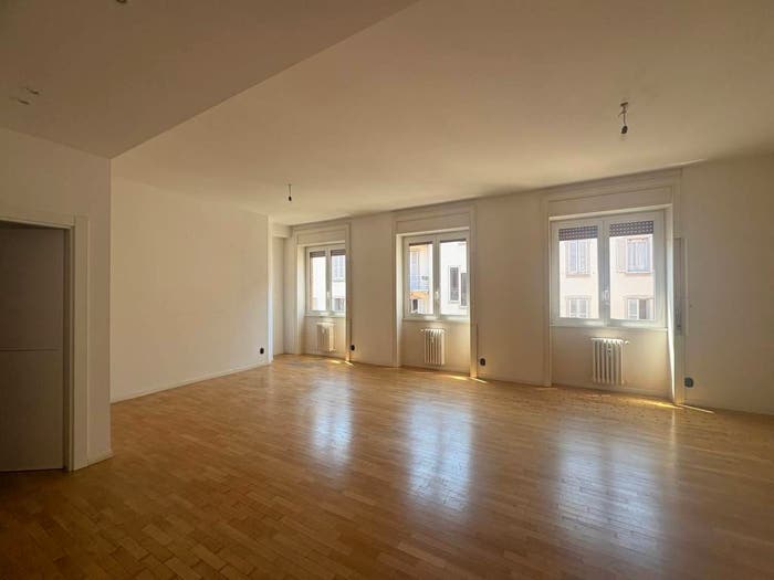 Appartamento trilocale in vendita in Via Molino delle Armi, Ticinese, Milano