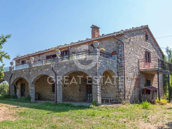Casa con 6 locali in vendita in Contrada del Ripignolo, Fabro