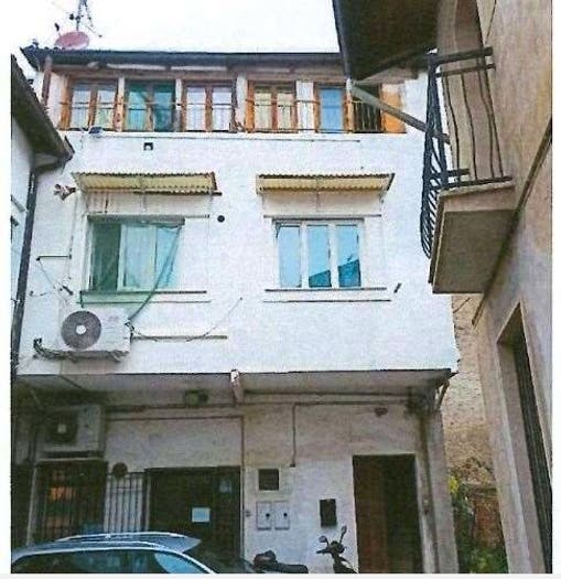 Appartamento con 6 locali in vendita in Via roma, Misano di Gera d'Adda