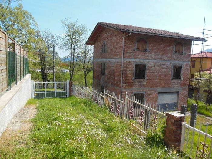 Casa con 6 locali in vendita in STRADA PROVINCIALE, Castel di Casio