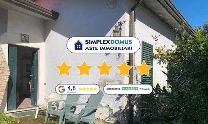 Casa trilocale in vendita in Via Fratelli Rosselli, Cinquale, Montignoso