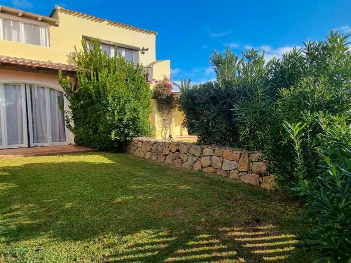 Appartamento trilocale in vendita in Via del Faro, Porto Cervo, Arzachena
