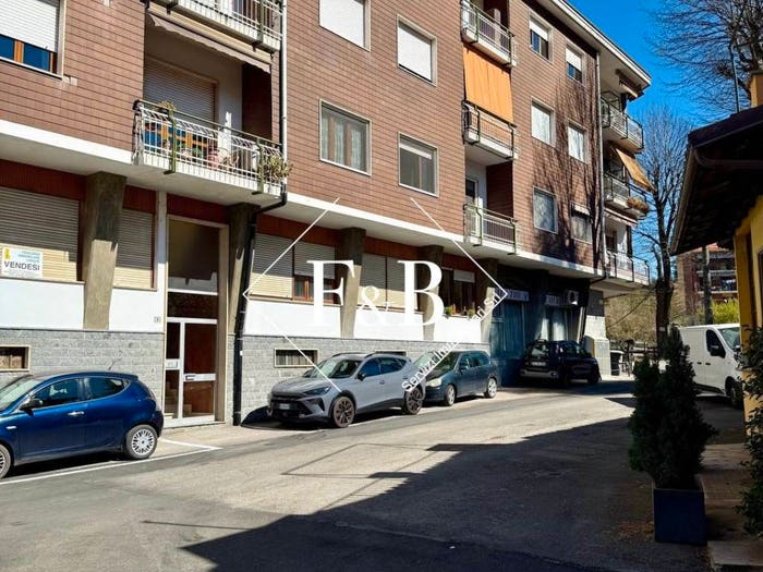 Appartamento con 5 locali in vendita in Via Giuseppe Verdi, Cortemilia