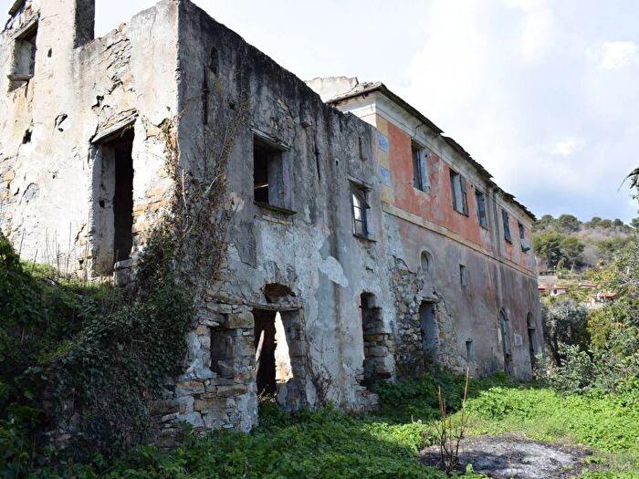 Casa con 6 locali in vendita in Località Merea, Merea, Diano Arentino