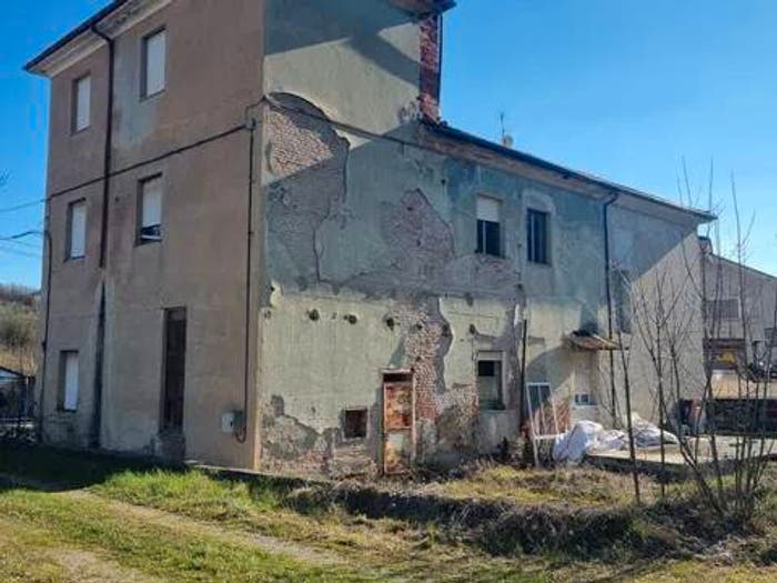 Casa con 6 locali in vendita in Via Roma, Centro, Sale delle Langhe