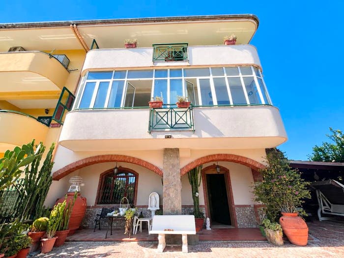 Casa con 6 locali in vendita in Via San Nullo, Licola Paese, Giugliano in Campania