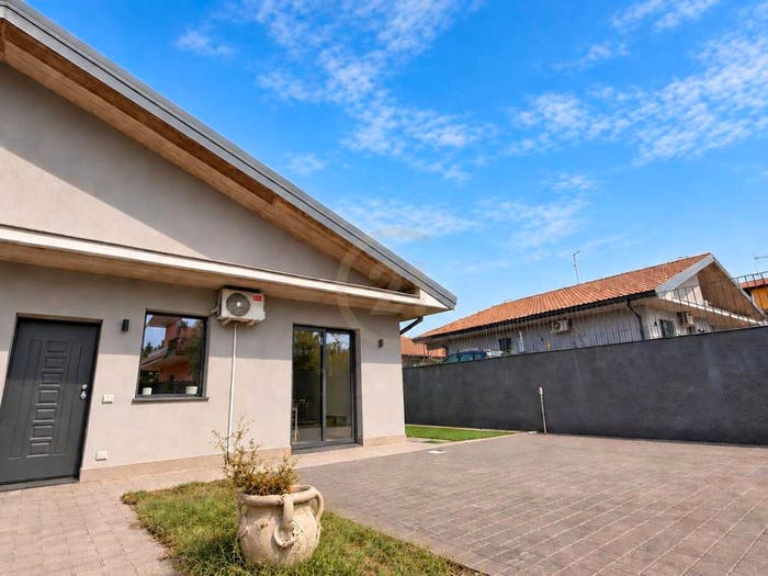Casa trilocale in vendita in Via Aristotele, Centro, Mascalucia