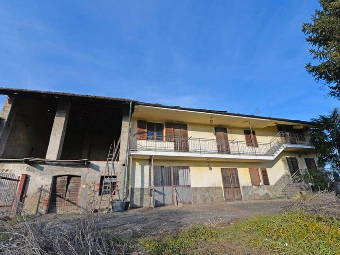 Casa con 5 locali in vendita in Via Barrata, Bagnolo Piemonte
