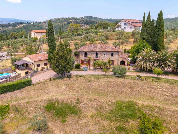 Casa con 6 locali in vendita in Chiassa Superiore, Arezzo