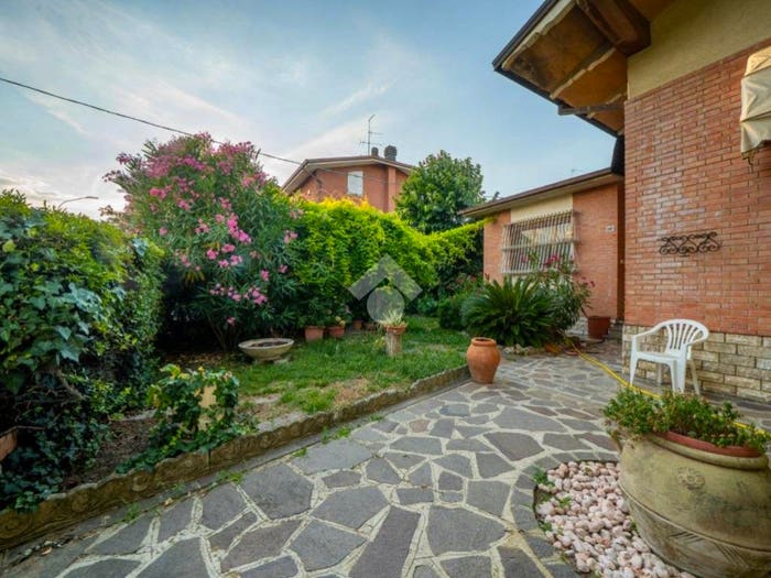 Casa con 5 locali in vendita in Via Don G Andreoli, Centro, Formigine
