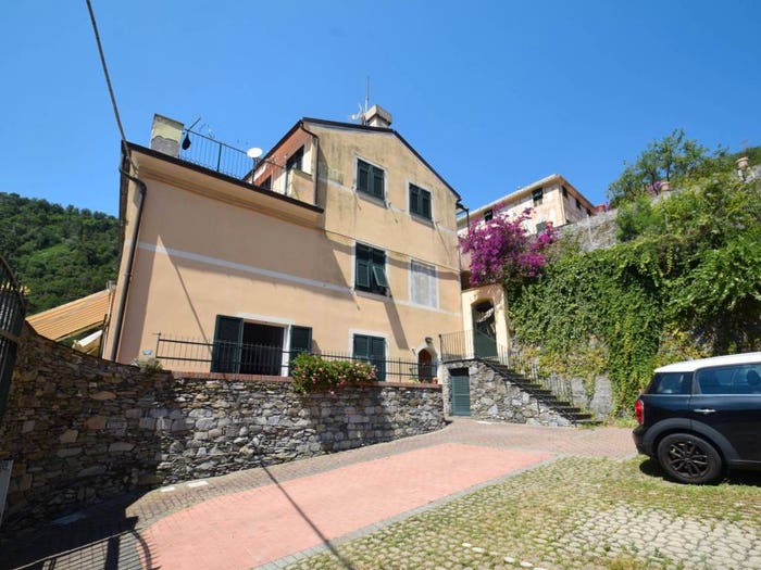 Appartamento trilocale in vendita in Via delle Fabbriche, Fiorino, Genova