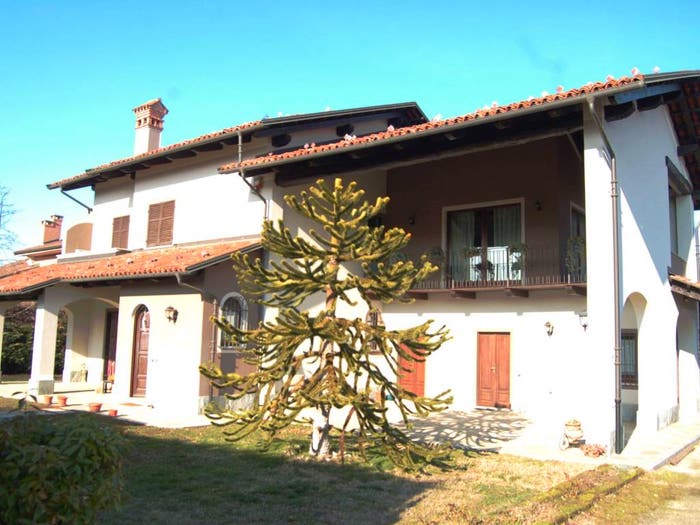 Casa con 6 locali in vendita in Via Macallè, Centro, Fossano