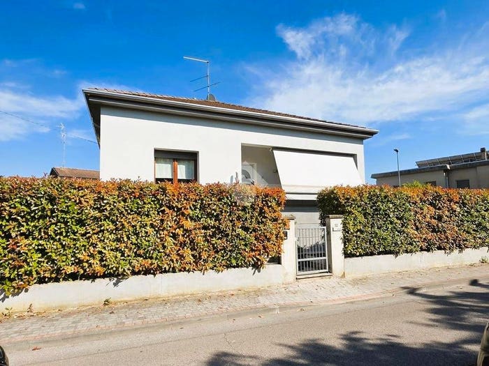 Casa con 5 locali in vendita in Cerese, Borgo Virgilio