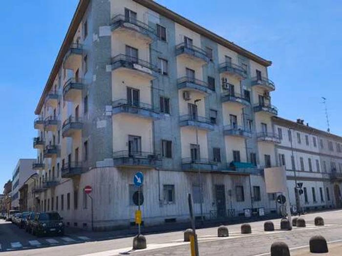 Appartamento trilocale in vendita in Via Luigi Sereno, Centro, Vercelli