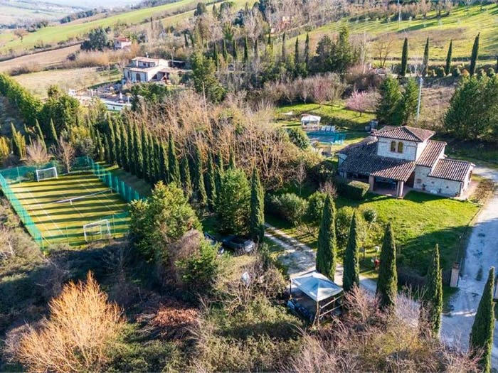 Casa quadrilocale in vendita in LOC PONTENAIA, Todi