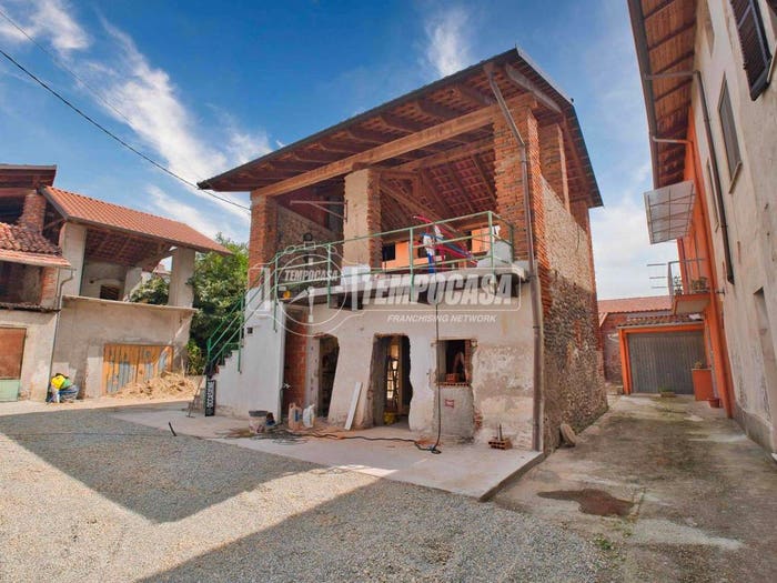 Appartamento bilocale in vendita in Via Roma, Ghislarengo