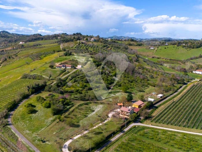 Casa con 6 locali in vendita in Saiano San Tomaso, Cesena
