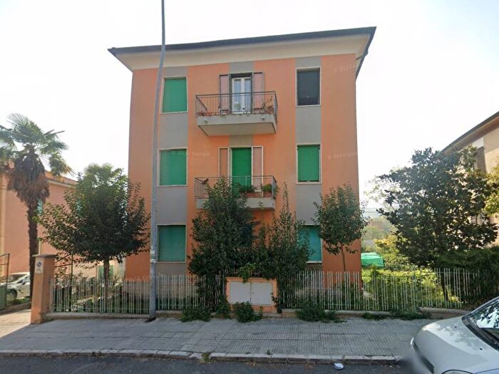 Appartamento quadrilocale in vendita in Via Ascoli Piceno, Posatora, Ancona