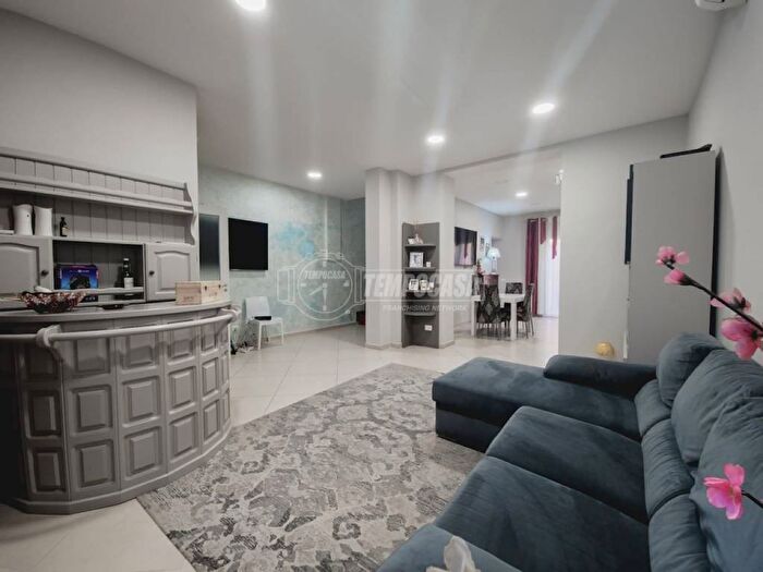Casa con 5 locali in vendita in Via Vittorio Veneto, Centro, Viareggio