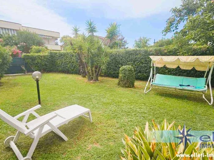 Appartamento quadrilocale in vendita in Marina di Massa Centro, Massa