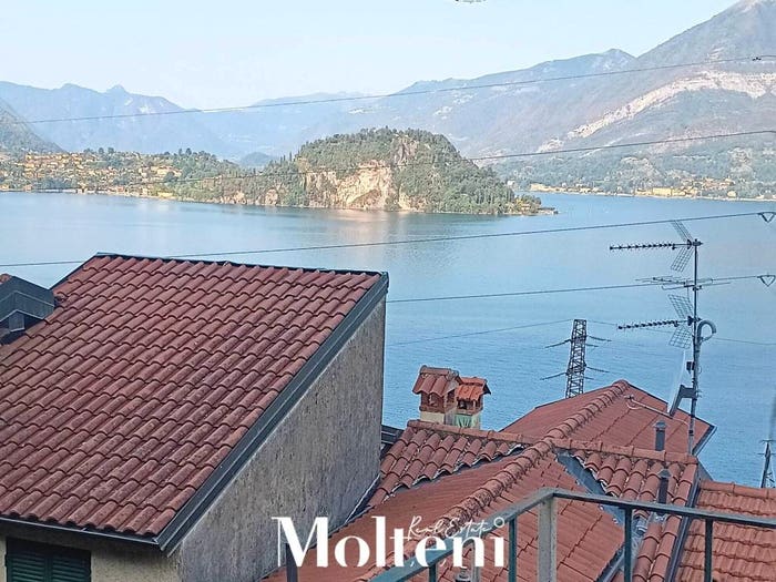 Casa trilocale in vendita in Roslina, Varenna