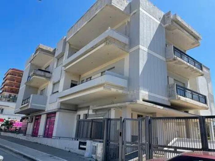 Appartamento quadrilocale in vendita in Via Gabriele D'Annunzio, Mondragone