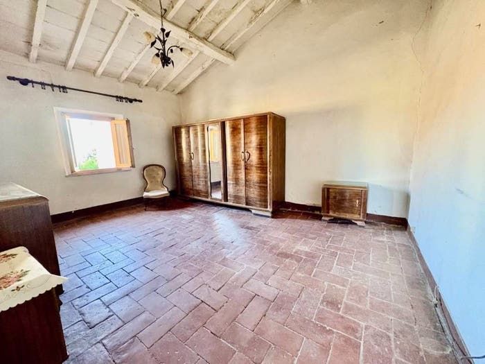 Casa con 6 locali in vendita in Sc di, Varna, Gambassi Terme