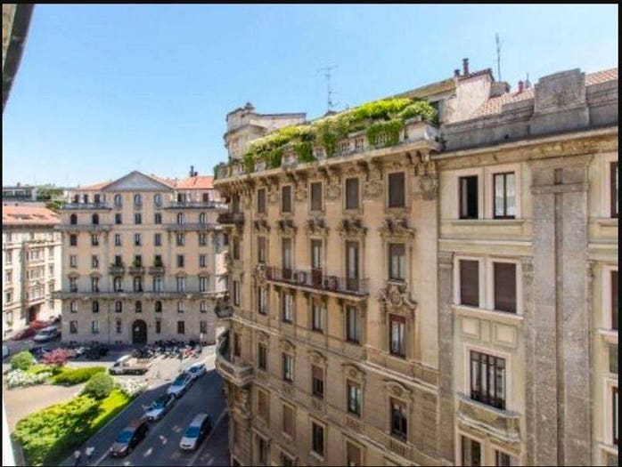 Casa con 6 locali in vendita in Piazza Eleonora Duse, Palestro, Milano