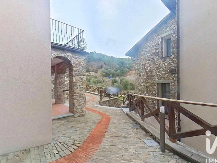 Appartamento bilocale in vendita in Località costa d'Agosti, Andora
