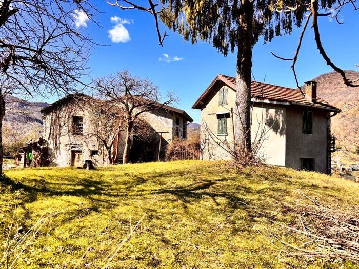 Casa con 5 locali in vendita in Macchero, Argegno