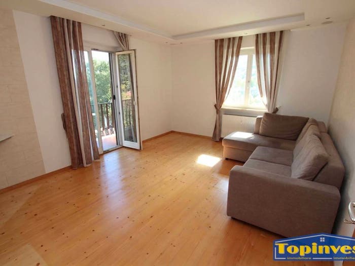 Appartamento trilocale in vendita in Centro, Merano