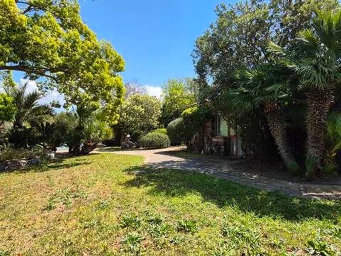 Casa trilocale in vendita in Strada Vicinale Carrabuffas, Pivarada, Alghero