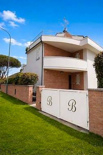 Casa con 6 locali in vendita in Via dei Cosmonauti, Tagliata, Cervia