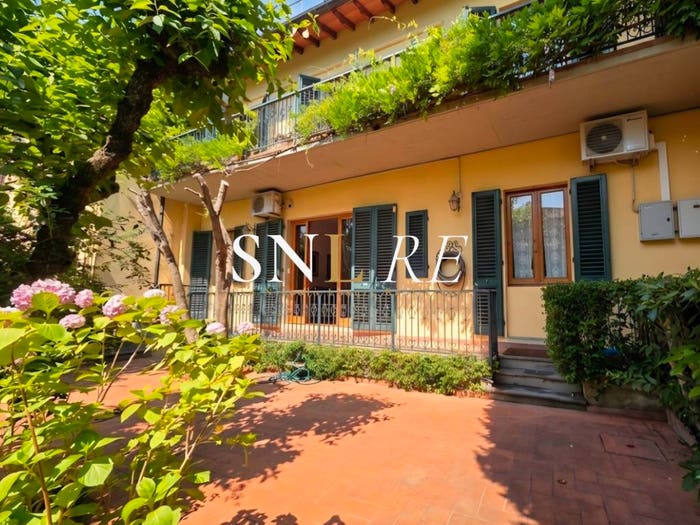 Casa con 6 locali in vendita in Via del Podestà, Galluzzo, Firenze