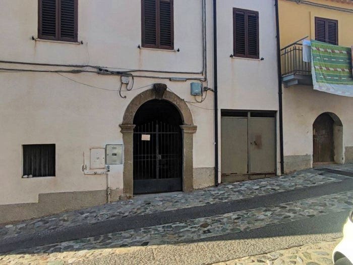 Appartamento in vendita in VIA FLORESTANO PEPE, Centro, Squillace