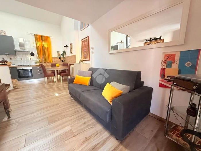 Casa bilocale in affitto in Via dell'Acqua Paola, Gemelli Pineta Sacchetti, Roma