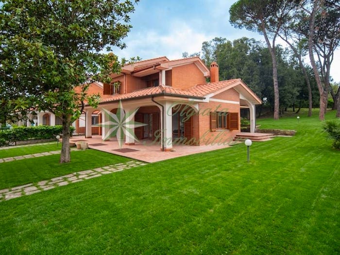 Casa con 5 locali in vendita in Largo dell'Olgiata, Olgiata, Roma