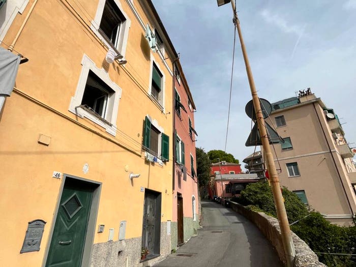 Appartamento trilocale in vendita in Via delle Casette, Sturla, Genova