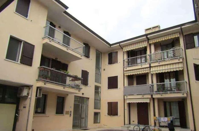 Appartamento quadrilocale in vendita in Via Don Giovanni Battista Tessari, Vago, Lavagno