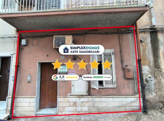 Appartamento quadrilocale in vendita in Via Amerigo Vespucci, Centro, Gela