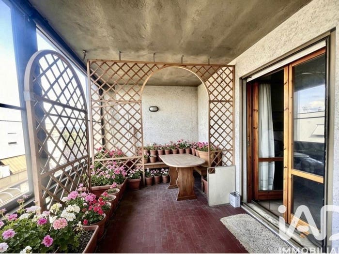 Appartamento con 6 locali in vendita in Via di cammori, Brozzi, Firenze