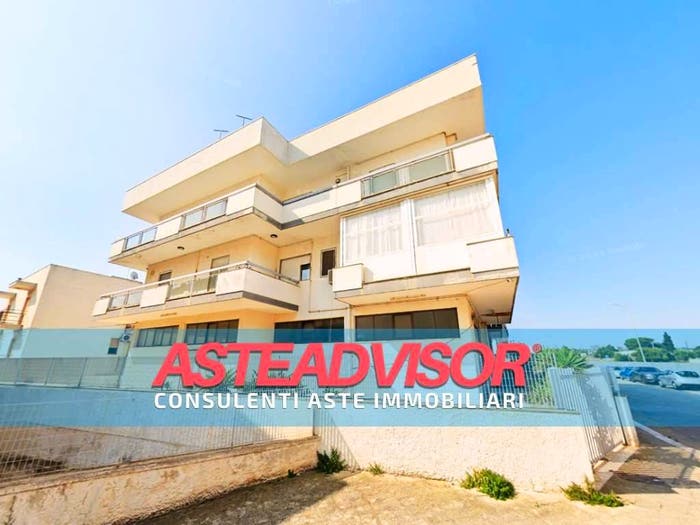 Appartamento con 6 locali in vendita in Via Martiri della Resistenza, Centro, Polignano a Mare