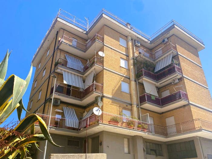 Appartamento trilocale in vendita in Via Selci, Gavignano Sabino, Forano